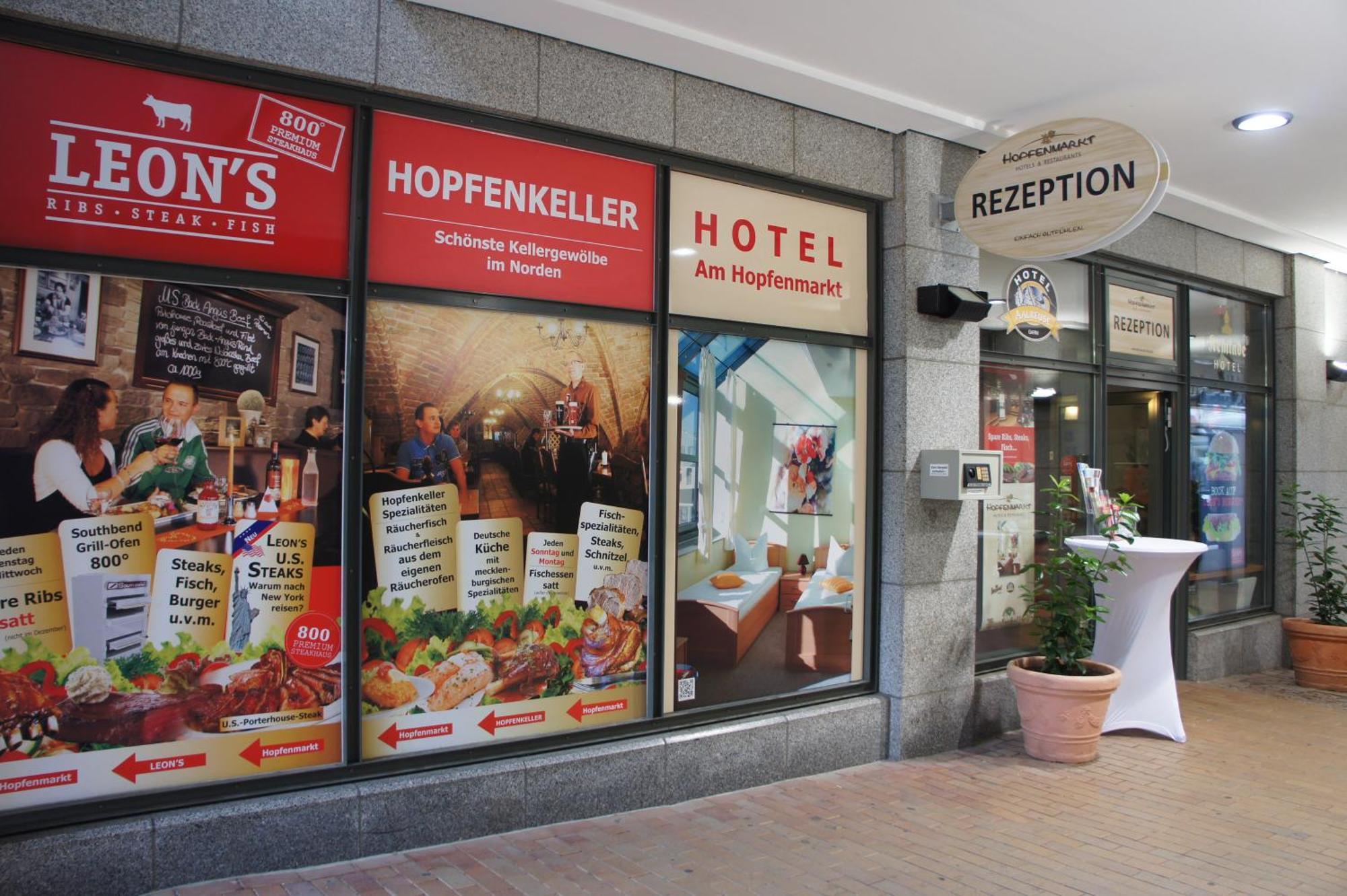 Hotel Am Hopfenmarkt Rostock Exterior photo